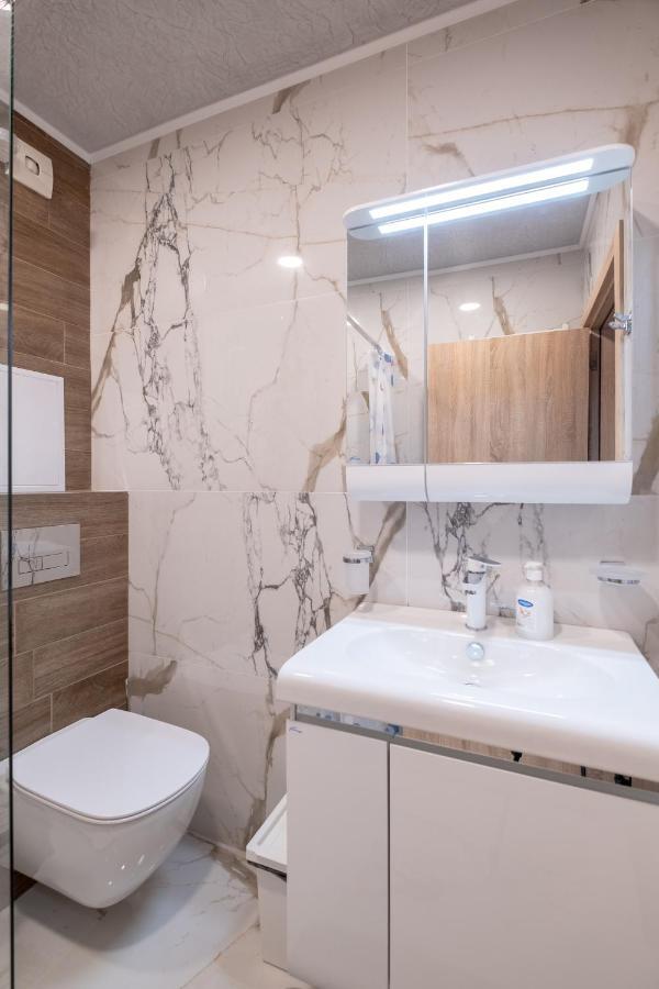 Chic 1Br Flat - Technical University & Hospital Sofia Extérieur photo